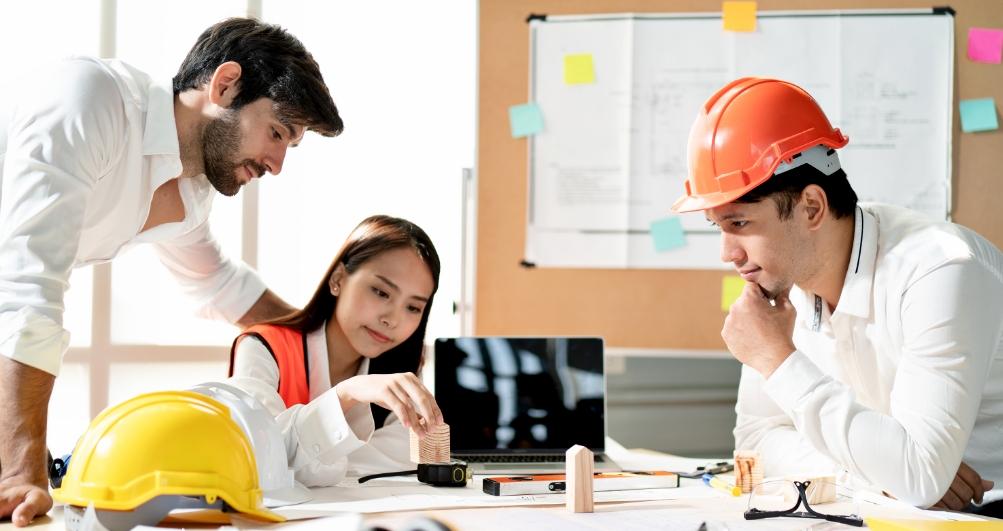 Types of Engineering: Subfields, Majors & Salary Outlook